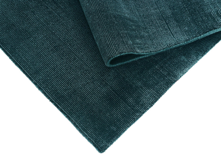 Kaliah rug in Petrol – view 4