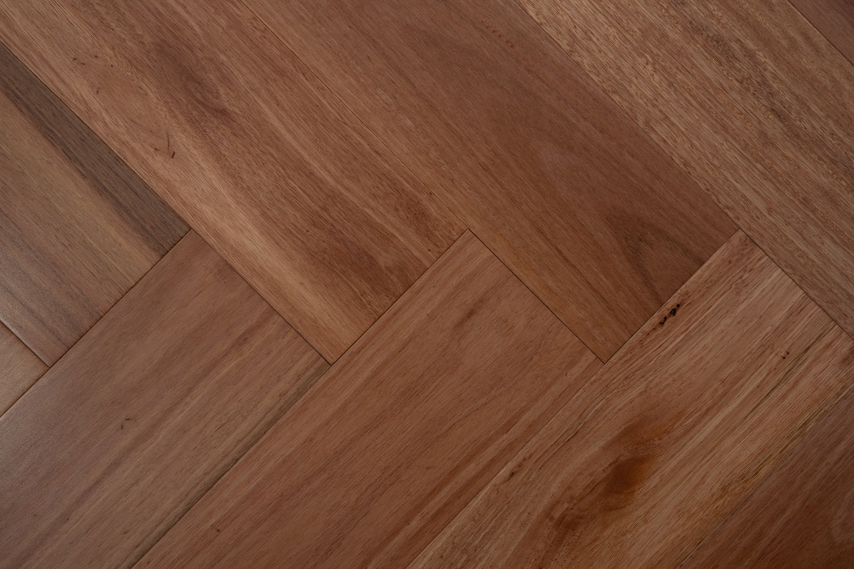 Engineered Floor 14mm Herringbone Blue Gum FSBIG4307
