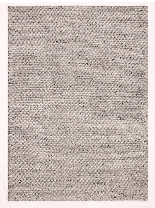 Bela rug in Grey – full rug view