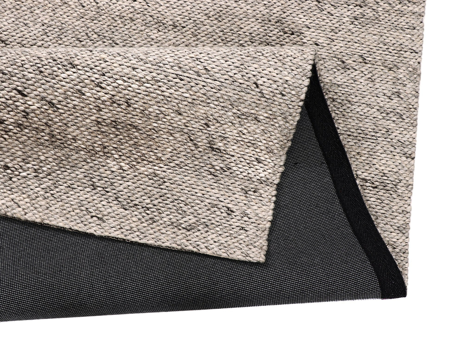 Bela rug in Grey – view 3