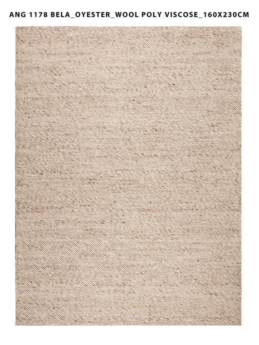 Bela rug in Oyster – full rug view