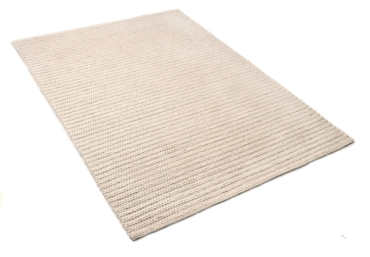 Choti rug in White – view 1